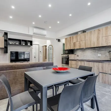 Next Vatican Apartmán *